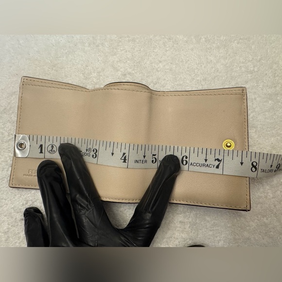 Fendi Peekaboo red leather trifold wallet.. - Picture 16 of 16